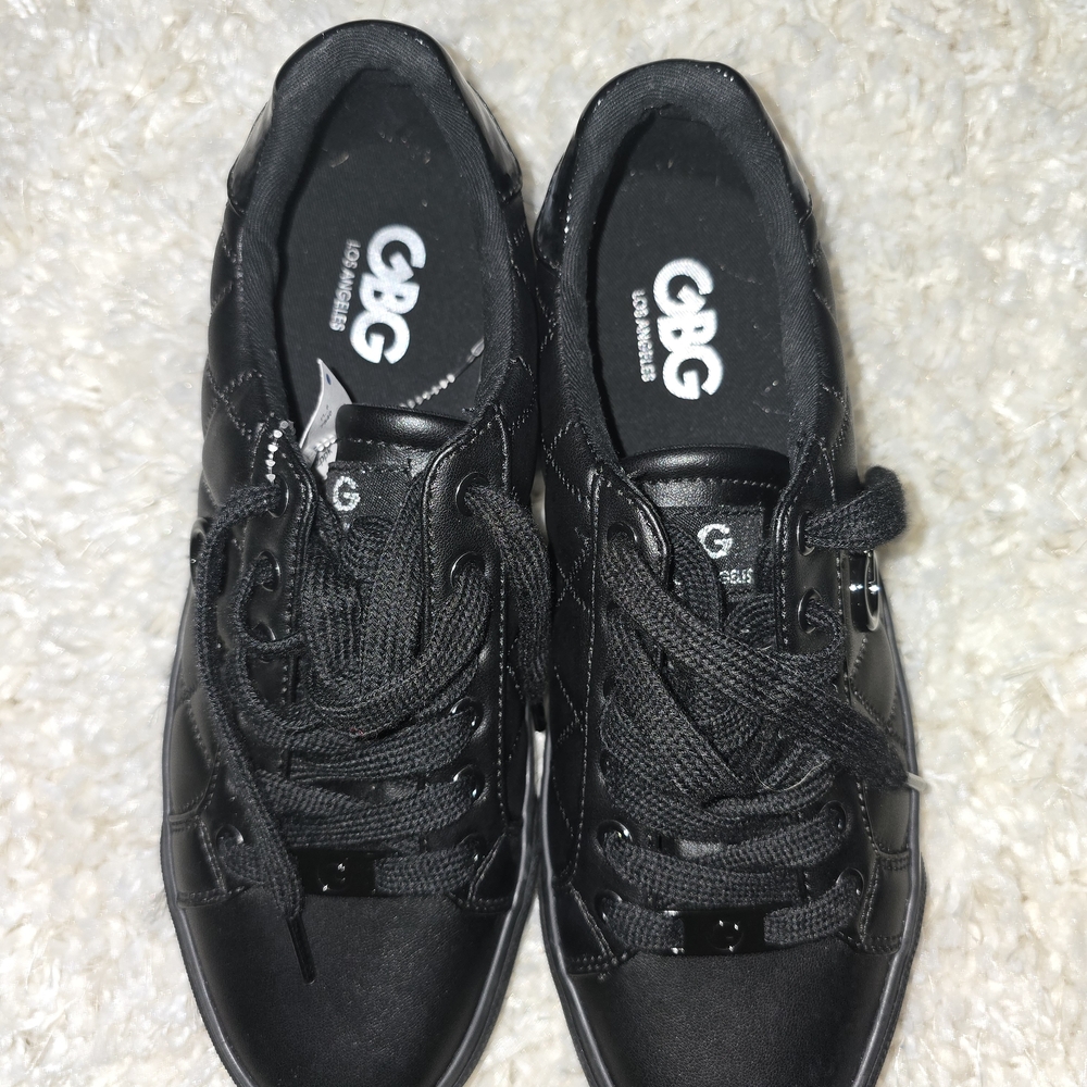 G by Guess Black Low-Top Lace Sneakers